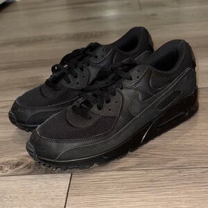 Nike Air Max Men's Black Sneakers